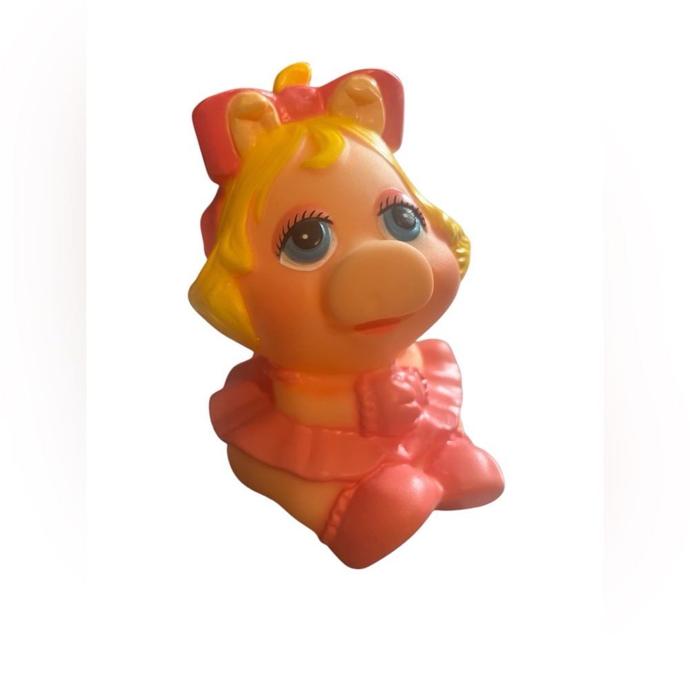 BNWOT Vintage 1984 Tommee Tippee Muppet Babies Miss Piggy Squeaky Toy
